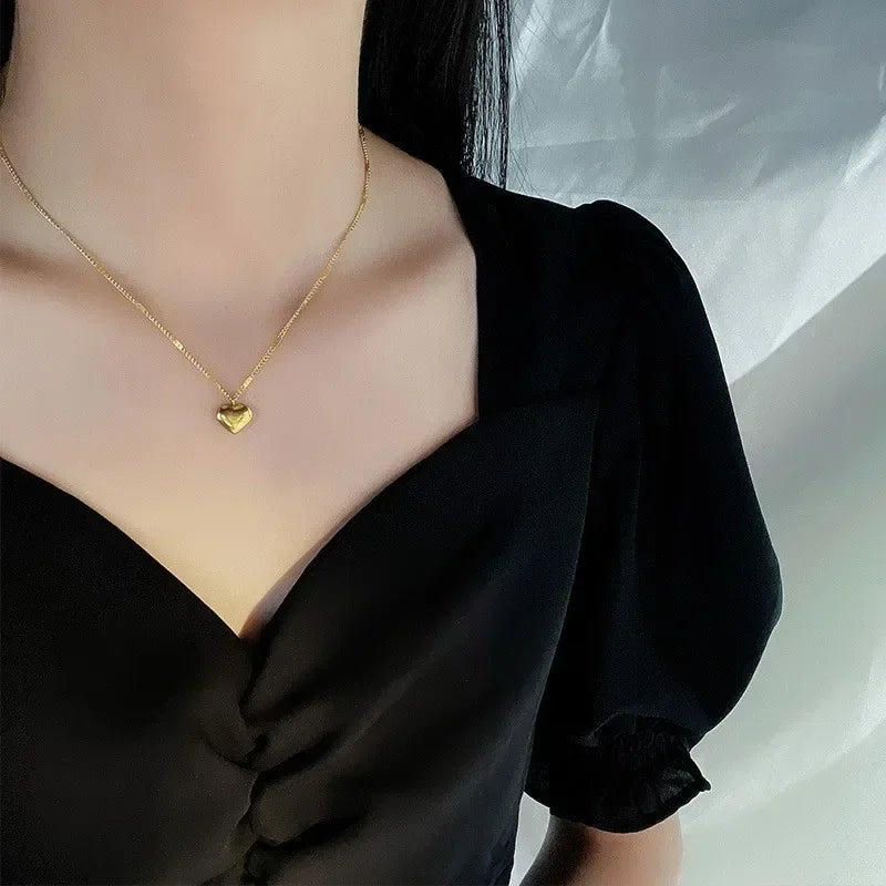 Collier pour couples transfrontaliers avec chaîne ras-du-cou